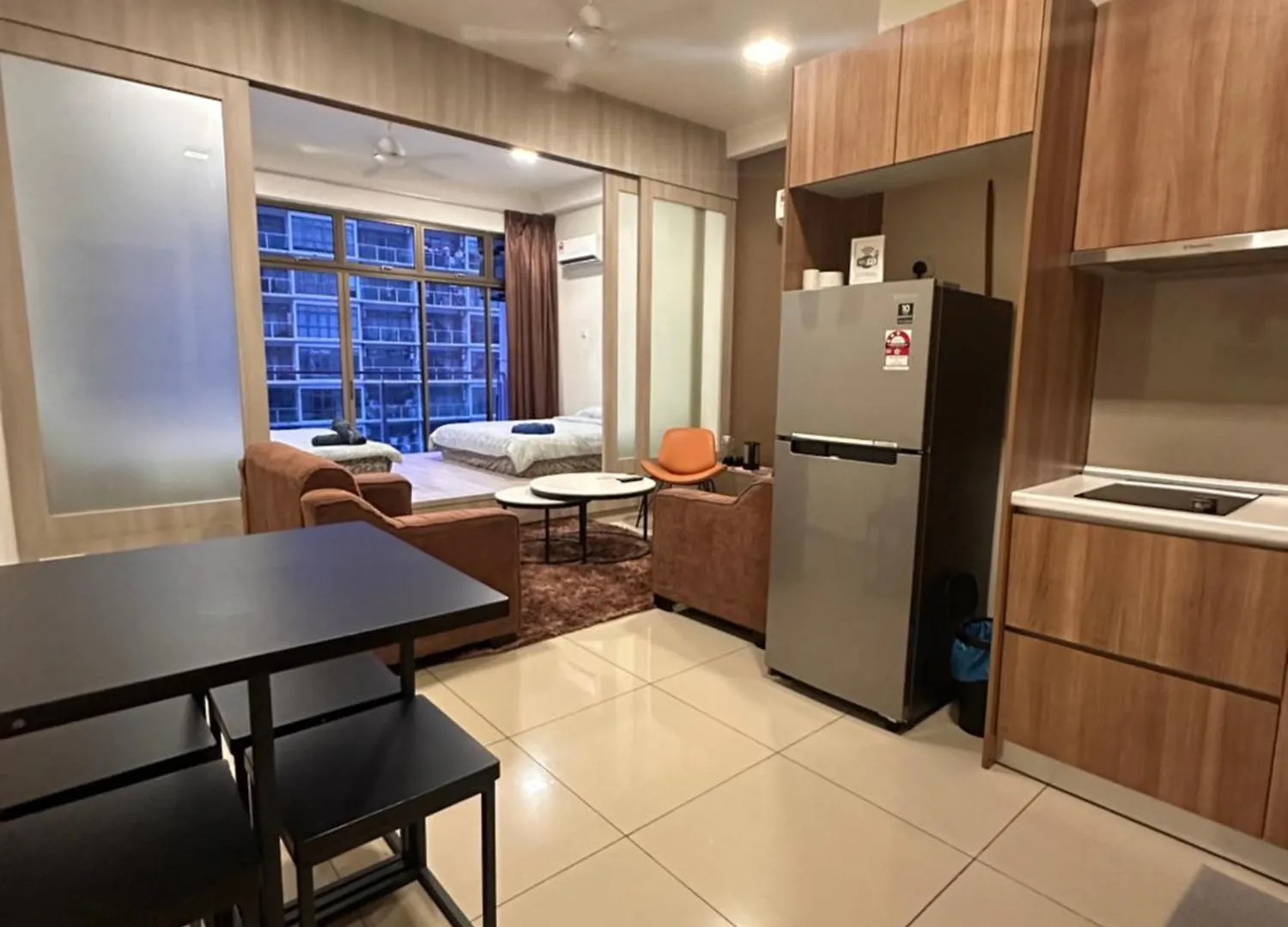Palazio Serviced Apartment In Mount Austin Near Aeon Ikea Toppen Hsi Τζόχορ Μπάχρου 0*,