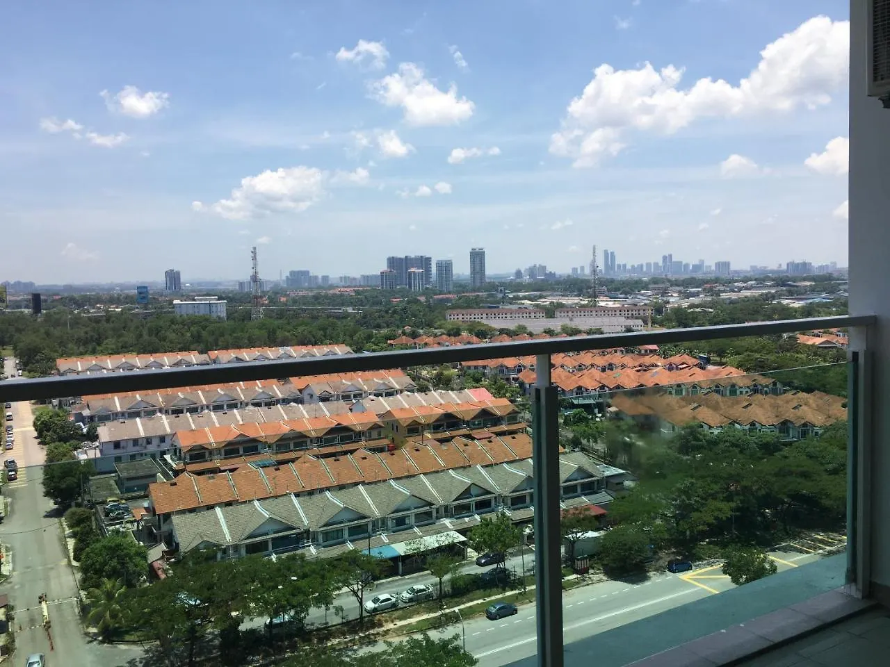 Palazio Serviced Apartment In Mount Austin Near Aeon Ikea Toppen Hsi Τζόχορ Μπάχρου