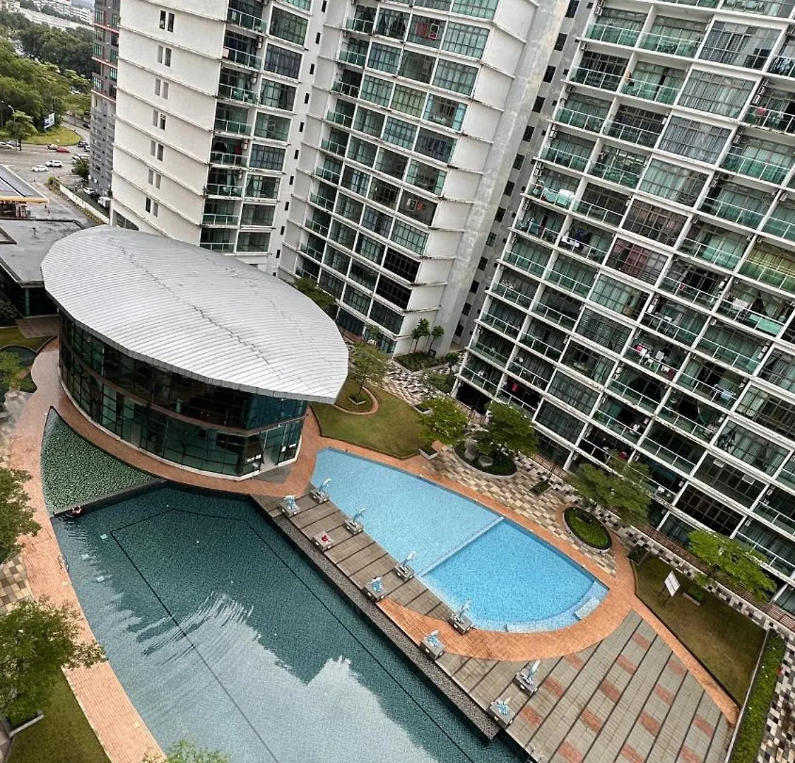 Palazio Serviced Apartment In Mount Austin Near Aeon Ikea Toppen Hsi Johor Bahru 0*,