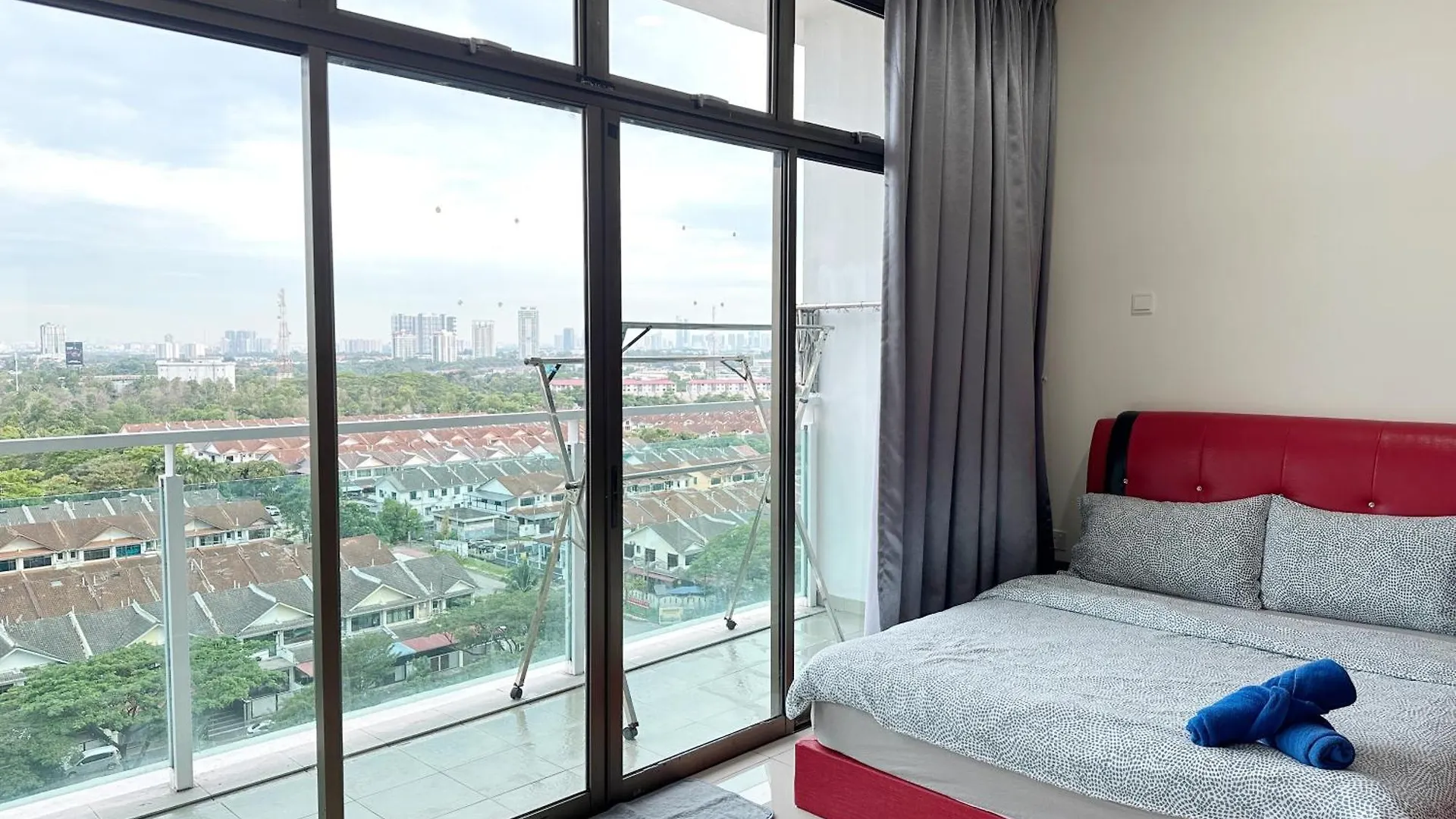 Palazio Serviced Apartment In Mount Austin Near Aeon Ikea Toppen Hsi Johor Bahru